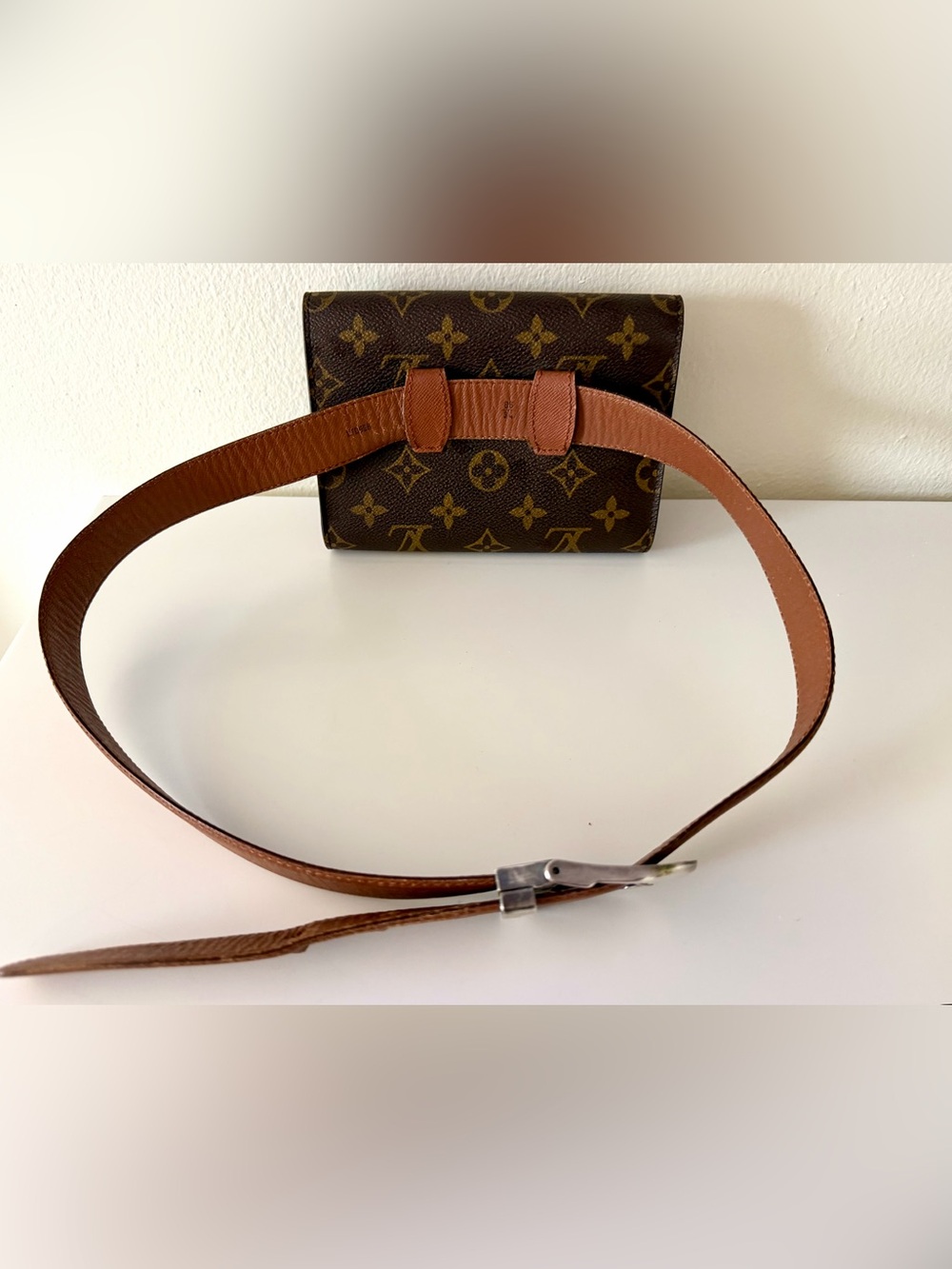 Authentic LOUIS VUITTON Monogram Arche belt bag/ fanny pack - Picture 13 of 16